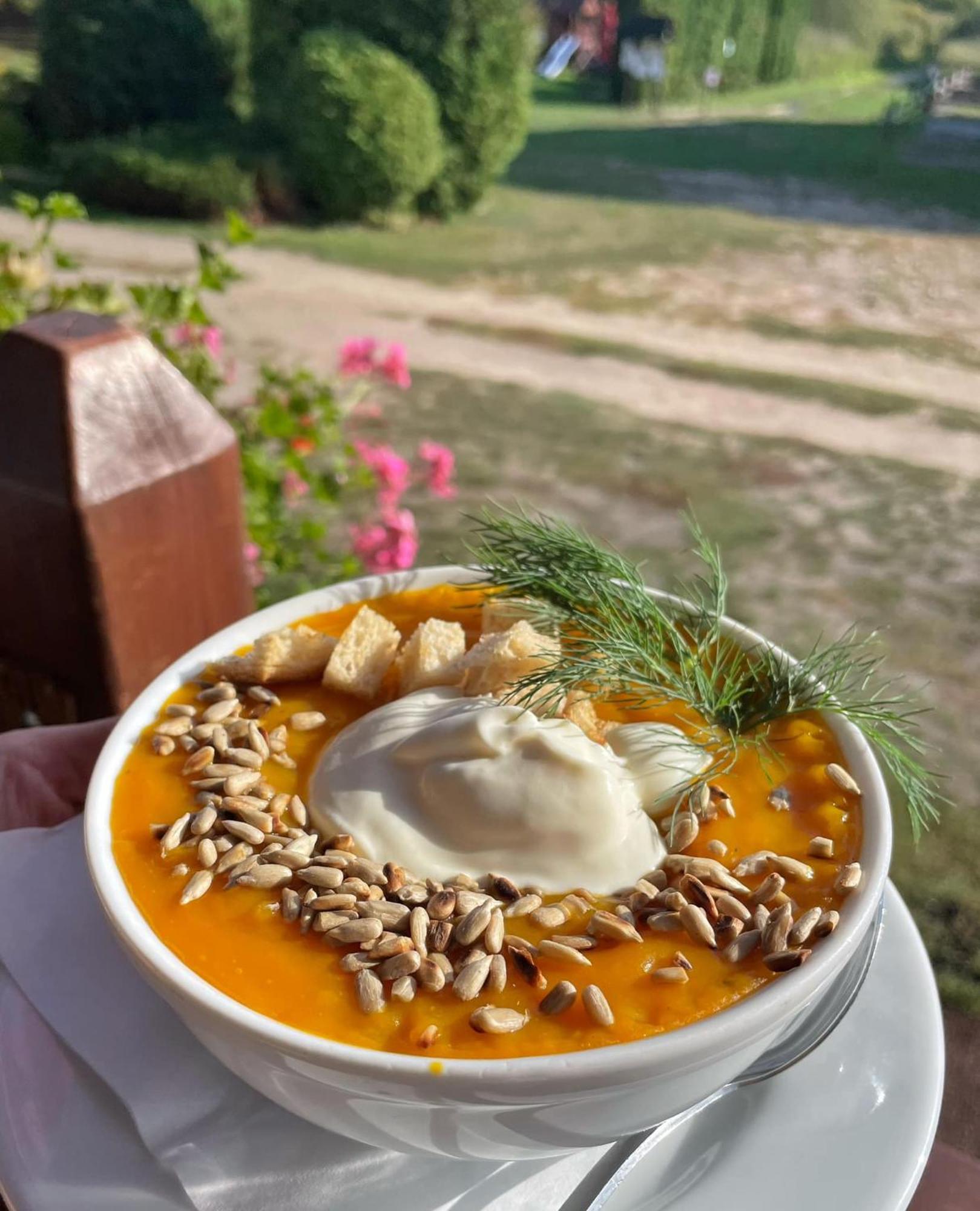 Folwark Luknajno Nad Jeziorem Sniardwy Gospoda Dziedzictwo Kulinarne Warmia-Mazury Mikołajki Exterior foto